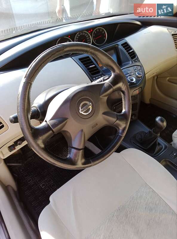 Седан Nissan Primera 2002 в Жмеринке