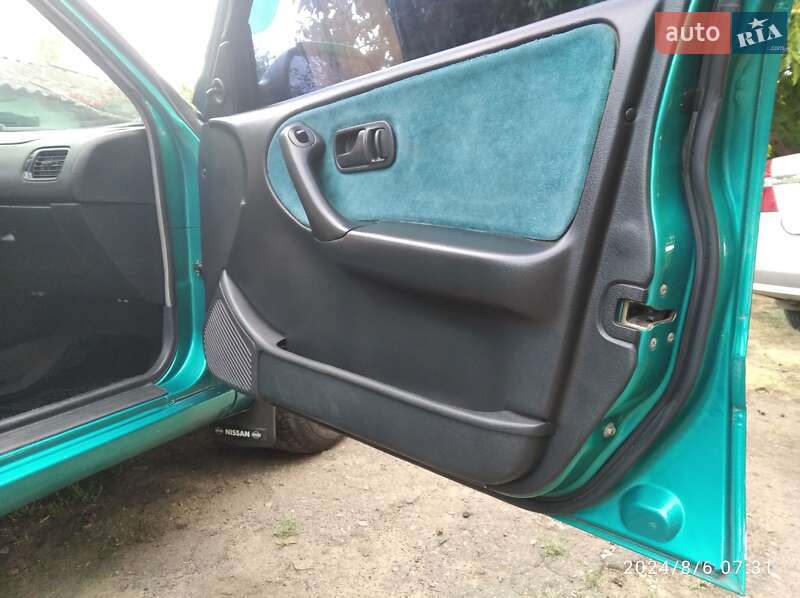 Седан Nissan Primera 1996 в Березівці