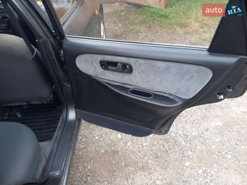 Універсал Nissan Primera 1991 в Новому Розділі