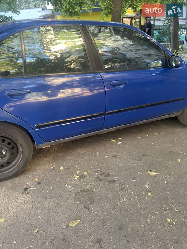 Седан Nissan Primera 1998 в Одесі