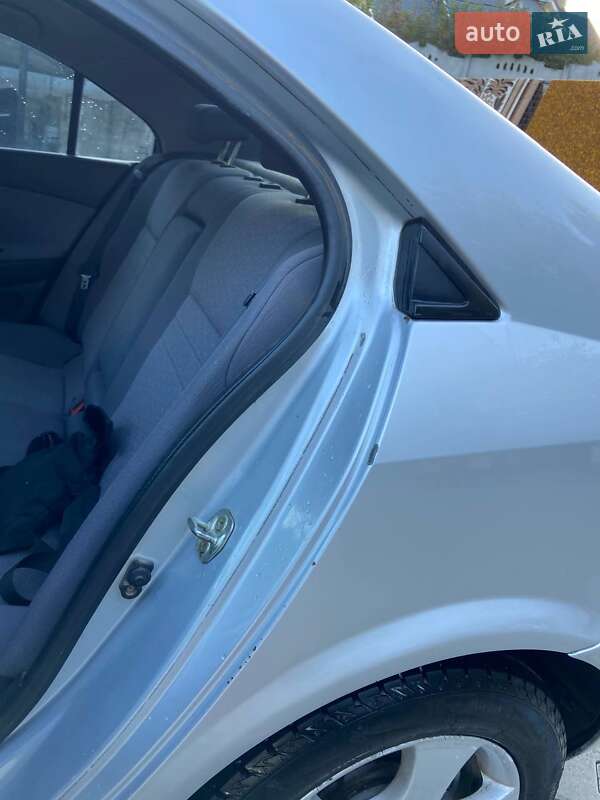 Седан Nissan Primera 2002 в Кицмани