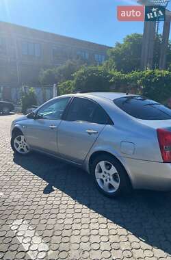 Седан Nissan Primera 2003 в Черновцах