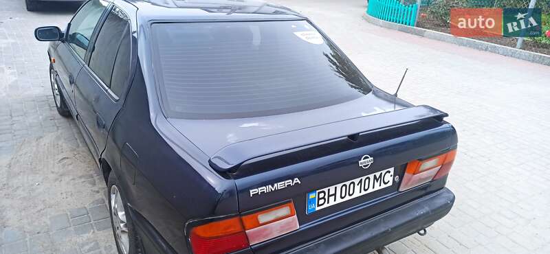 Седан Nissan Primera 1993 в Одесі