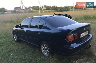 Седан Nissan Primera 2000 в Луцьку