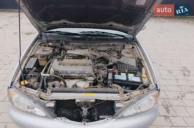 Седан Nissan Primera 1999 в 