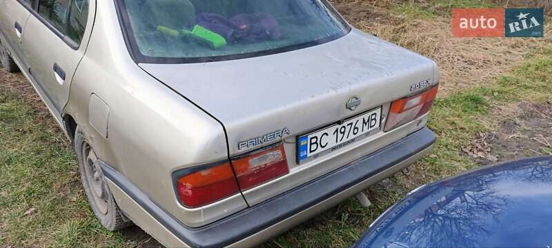 Седан Nissan Primera 1994 в Львові