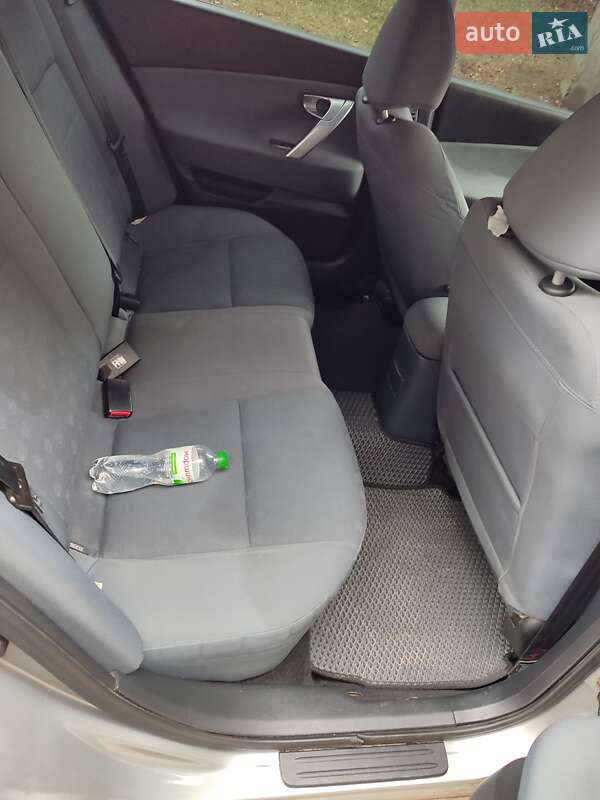 Лифтбек Nissan Primera 2005 в Николаеве