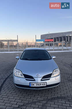 Седан Nissan Primera 2004 в Львове