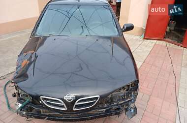 Седан Nissan Primera 2000 в 