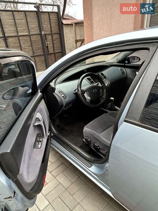 Седан Nissan Primera 2006 в Николаеве