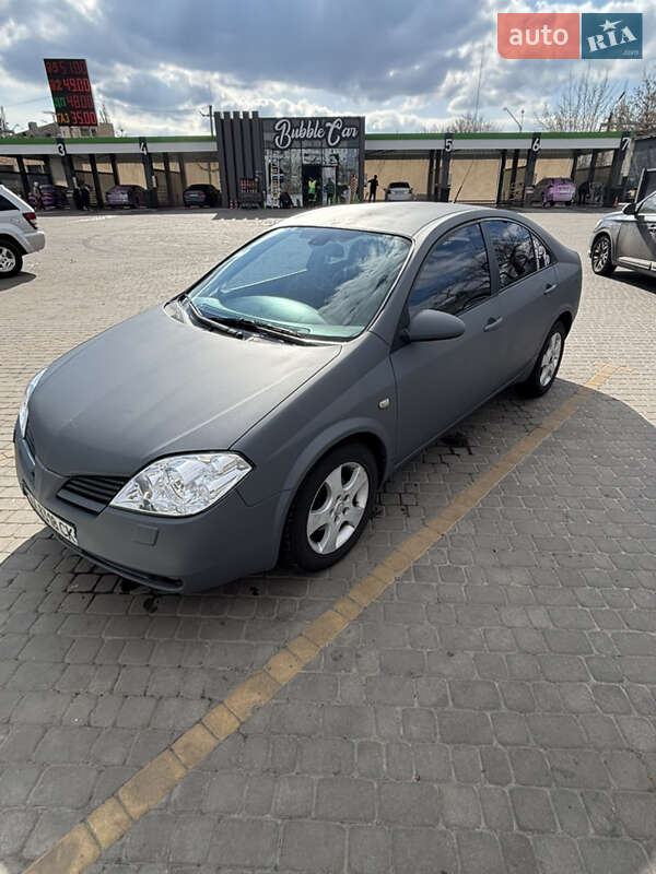 Седан Nissan Primera 2002 в 