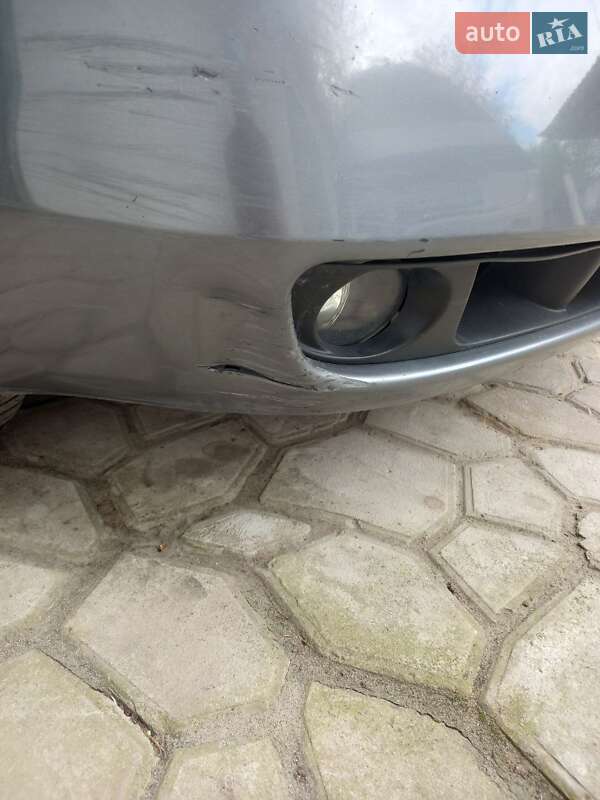 Седан Nissan Primera 2003 в Краматорську