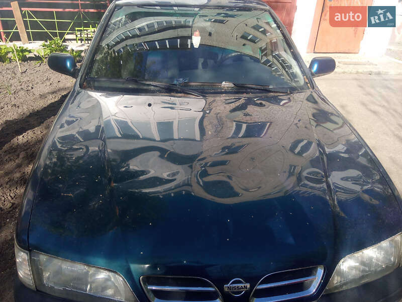 Nissan Primera 1999