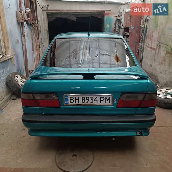 Nissan Primera 1996