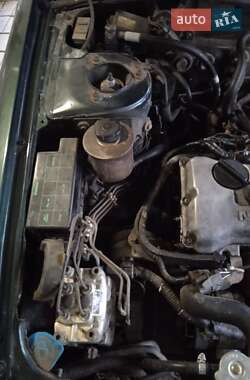 Седан Nissan Primera 1994 в 