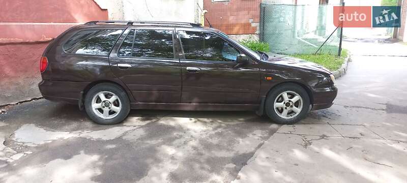 Універсал Nissan Primera 2000 в Хмельницькому