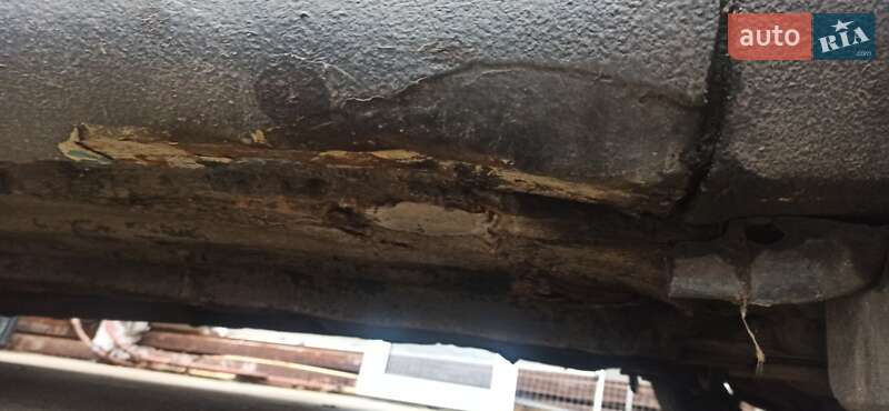 Седан Nissan Primera 1993 в Одесі