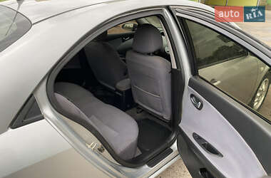 Седан Nissan Primera 2003 в 