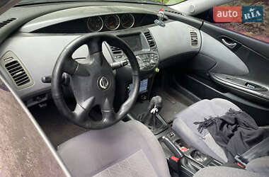Седан Nissan Primera 2002 в 