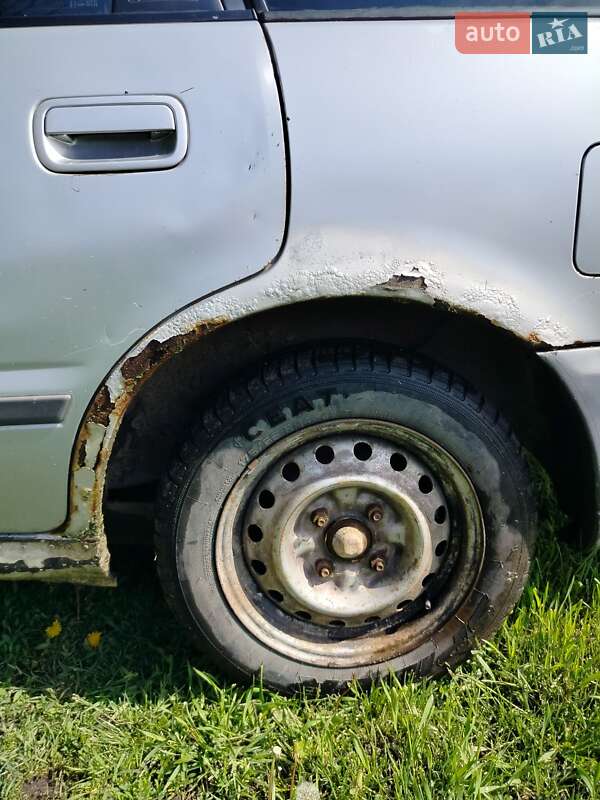 Универсал Nissan Primera 1992 в Гадяче фото 5 Универсал Nissan Primera 1992 в Гадяче