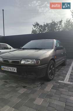 Универсал Nissan Primera 1992 в 