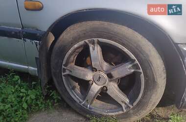 Седан Nissan Primera 1991 в 
