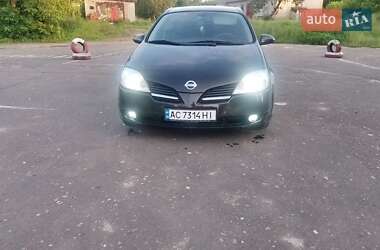 Седан Nissan Primera 2004 в Нововолынске