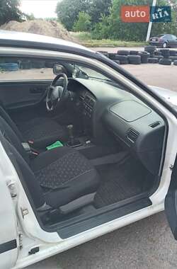 Седан Nissan Primera 1996 в Смілі