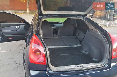 Лифтбек Nissan Primera 2004 в Кривом Роге