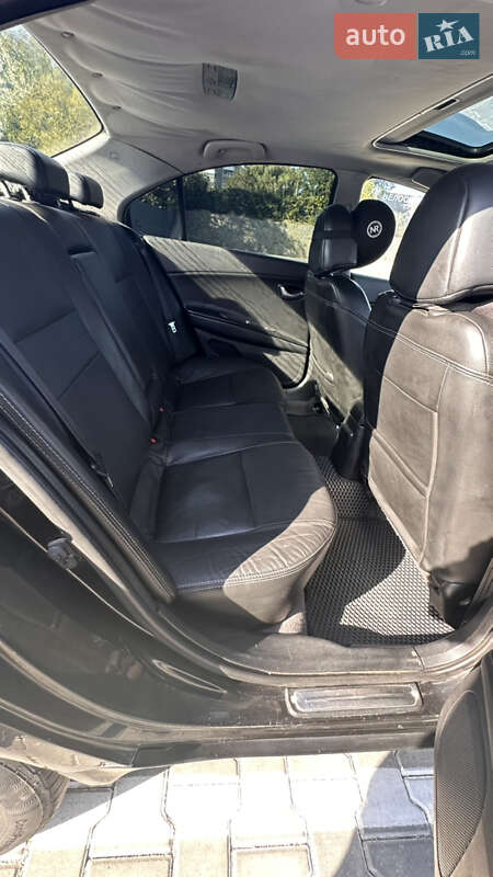 Седан Nissan Primera 2004 в Виннице