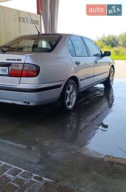 Седан Nissan Primera 1997 в Ивано-Франковске