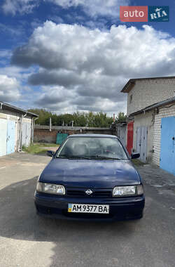 Седан Nissan Primera 1995 в Житомире
