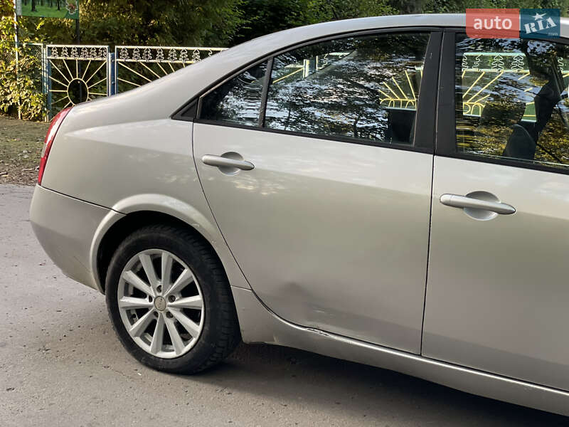 Седан Nissan Primera 2006 в Корце