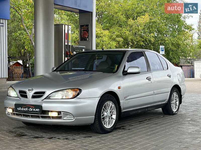 Nissan Primera 2001