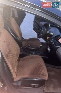 Седан Nissan Primera 2002 в  фото 2 Седан Nissan Primera 2002 в