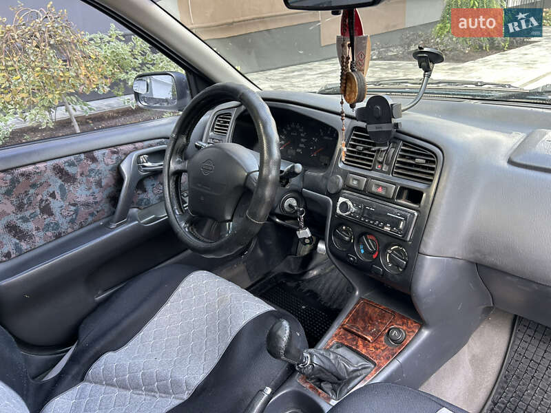 Універсал Nissan Primera 1998 в Львові