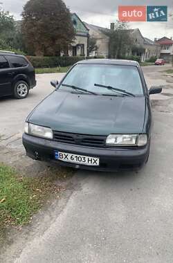 Седан Nissan Primera 1993 в Шепетовке
