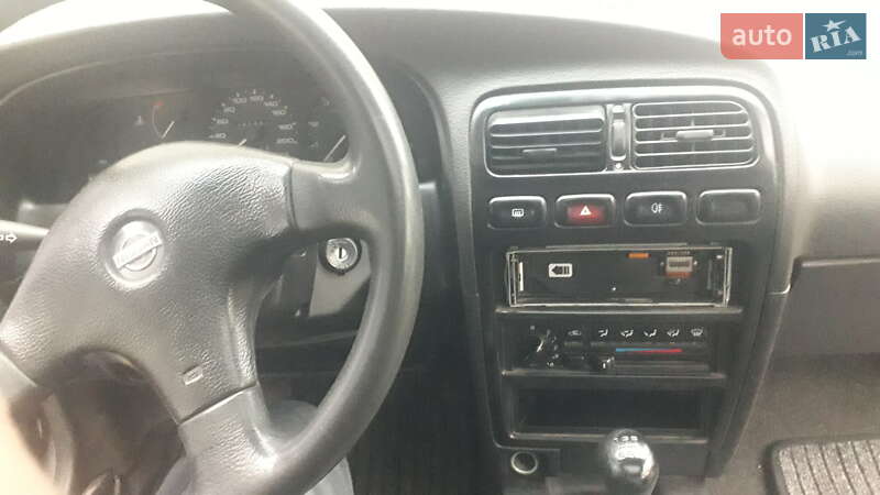 Седан Nissan Primera 1993 в Гайсине фото 7 Седан Nissan Primera 1993 в Гайсине