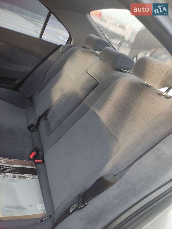 Седан Nissan Primera 2005 в Києві