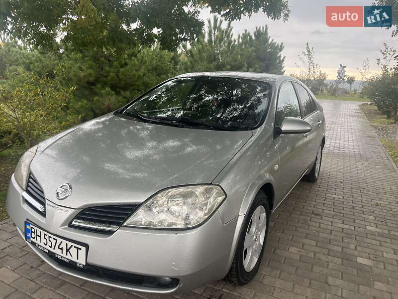 Седан Nissan Primera 2004 в Фонтанці