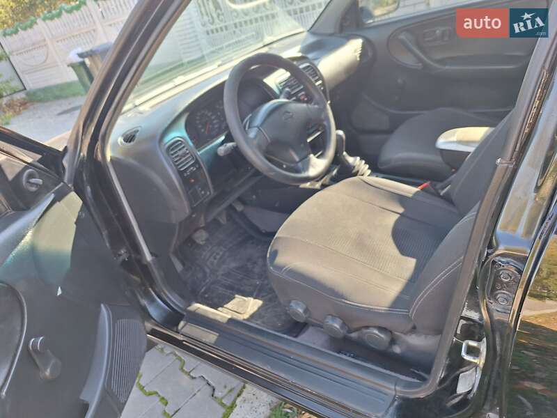 Седан Nissan Primera 1994 в Черновцах фото 30 Седан Nissan Primera 1994 в Черновцах