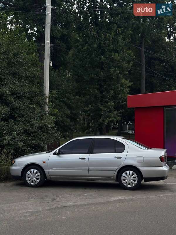 Седан Nissan Primera 2001 в Тростянце фото 2 Седан Nissan Primera 2001 в Тростянце