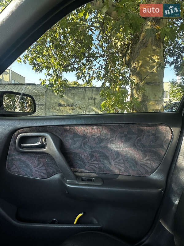 Седан Nissan Primera 1998 в Черноморске фото 12 Седан Nissan Primera 1998 в Черноморске