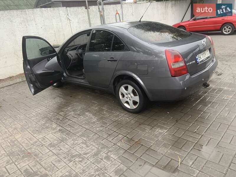 Nissan Primera 2002 Nissan Primera 2002