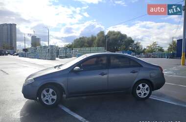 Седан Nissan Primera 2004 в Киеве