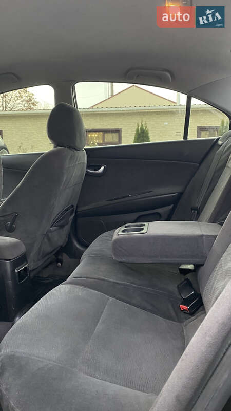 Седан Nissan Primera 2004 в Южном