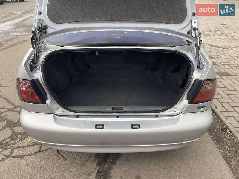 Седан Nissan Primera 2001 в Николаеве фото 29 Седан Nissan Primera 2001 в Николаеве