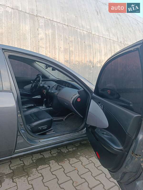 Седан Nissan Primera 2003 в Коломые