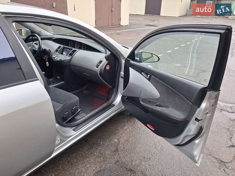 Седан Nissan Primera 2003 в Києві