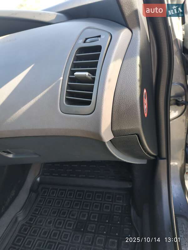 Седан Nissan Primera 2004 в Києві фото 42 Седан Nissan Primera 2004 в Києві